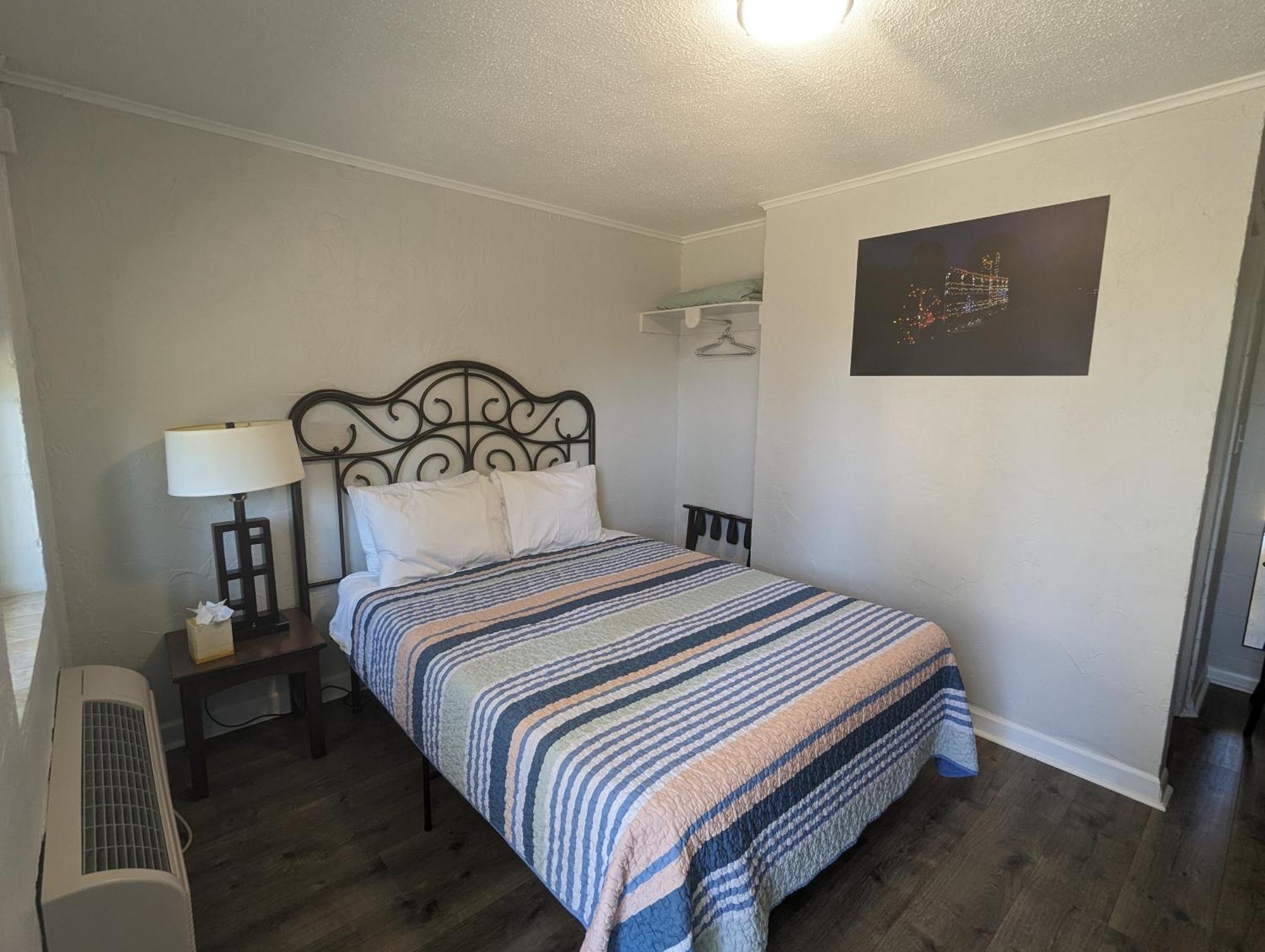מדיסון Riverboat Inn & Suites מראה חיצוני תמונה